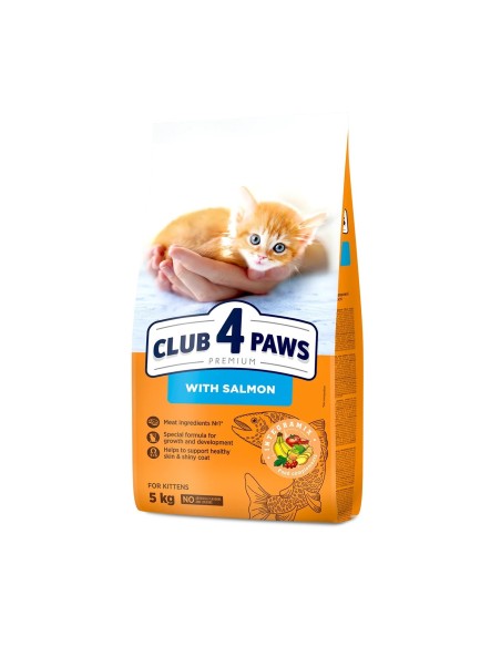 CLUB4PAWS PREMIUM sausas maistas kačiukams su lašiša, 5 kg